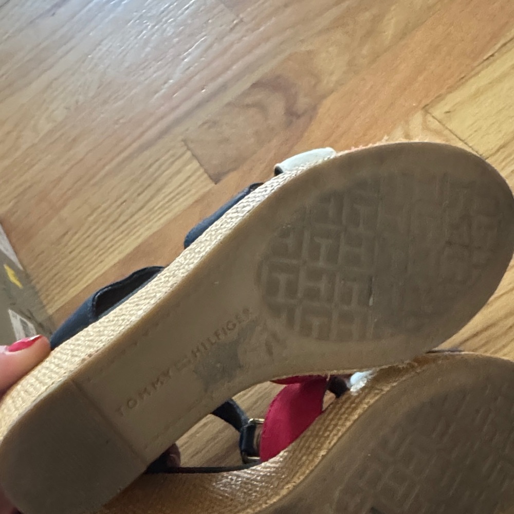 Tommy Hilfiger Black, Red, and White Wedge Sandals - Picture 3 of 3